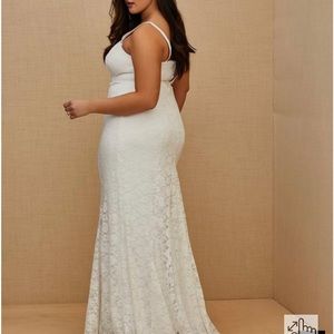 Brand NWT wedding dress…